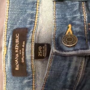 Banana Republic jeans, low waisted, straight leg, size 0\25